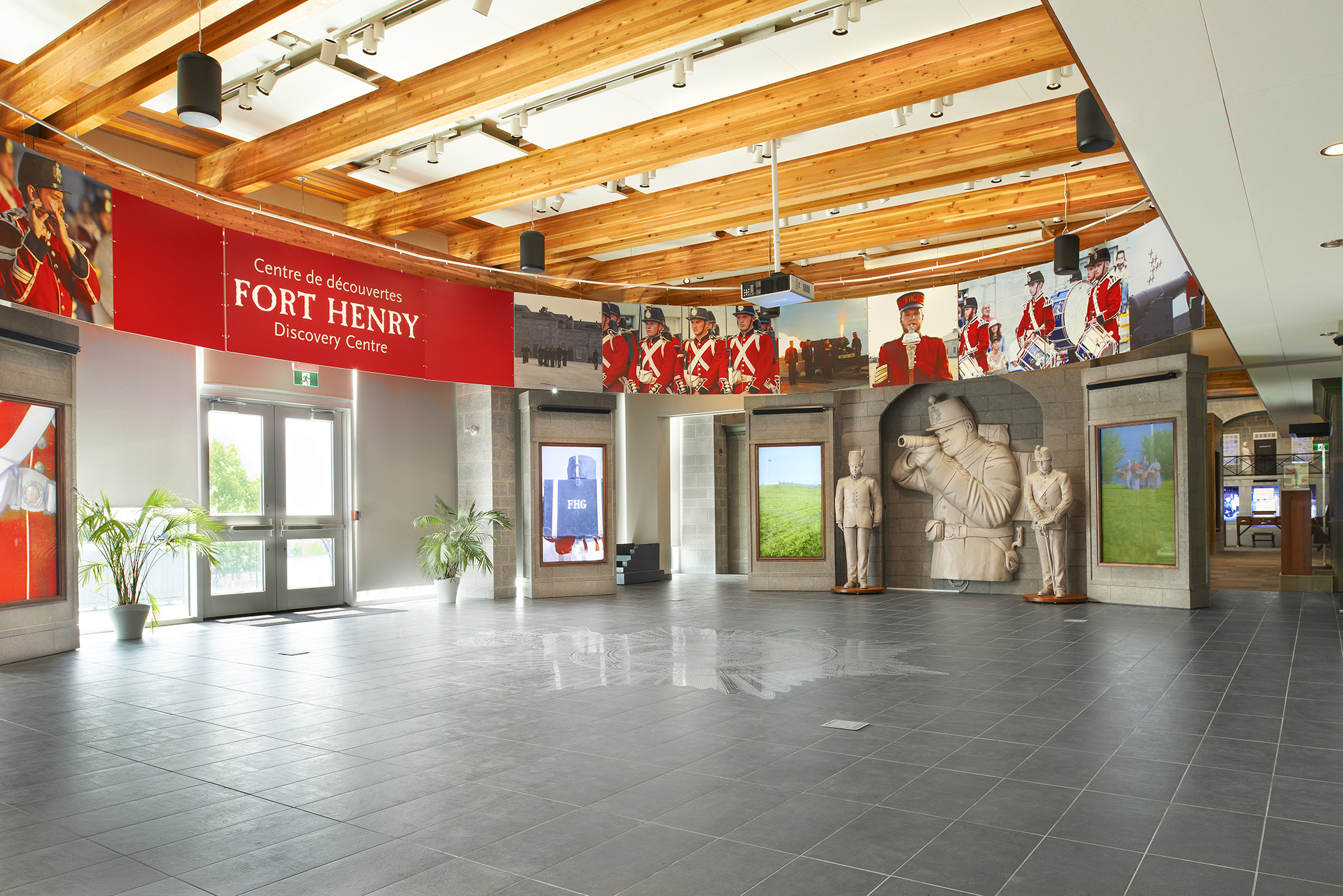 Fort-Henry-Visitor-Centre-82603-6