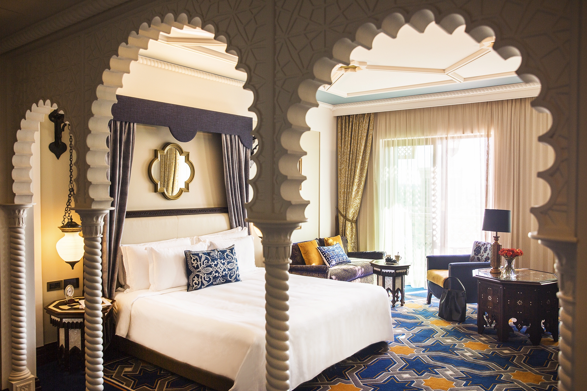 Jumeirah Al Qasr Arabian Superior Room 2000px